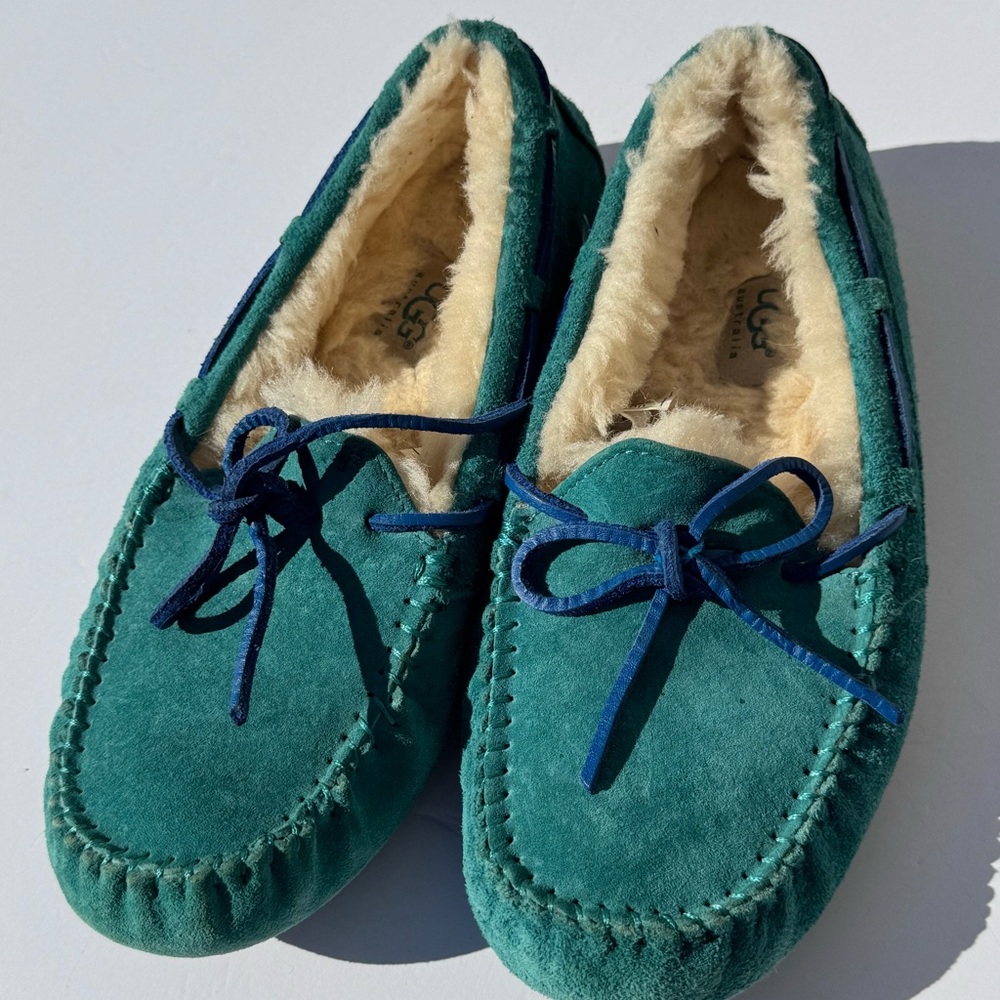 Ugg Dakota Cozy Teal Suede Moccasins Slippers Blue Laces Size 7
